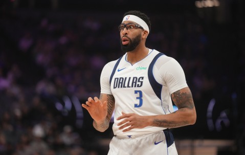 美式橄榄球-奇才总经理：浓眉的冠军经验和防守能力将为球队带来新机遇和激情