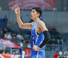 媒体人：拿顶薪的选秀球员越来越多了 下一个会是邹阳吗？