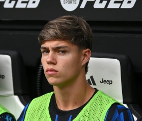 NFL直播-官方：国米后卫帕拉西奥斯租借加盟拉普拉塔大学生，含买断选项